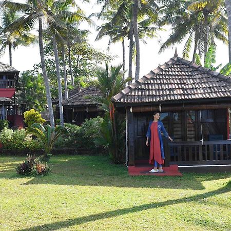 Blue Water Beach Resort Varkala Luaran gambar