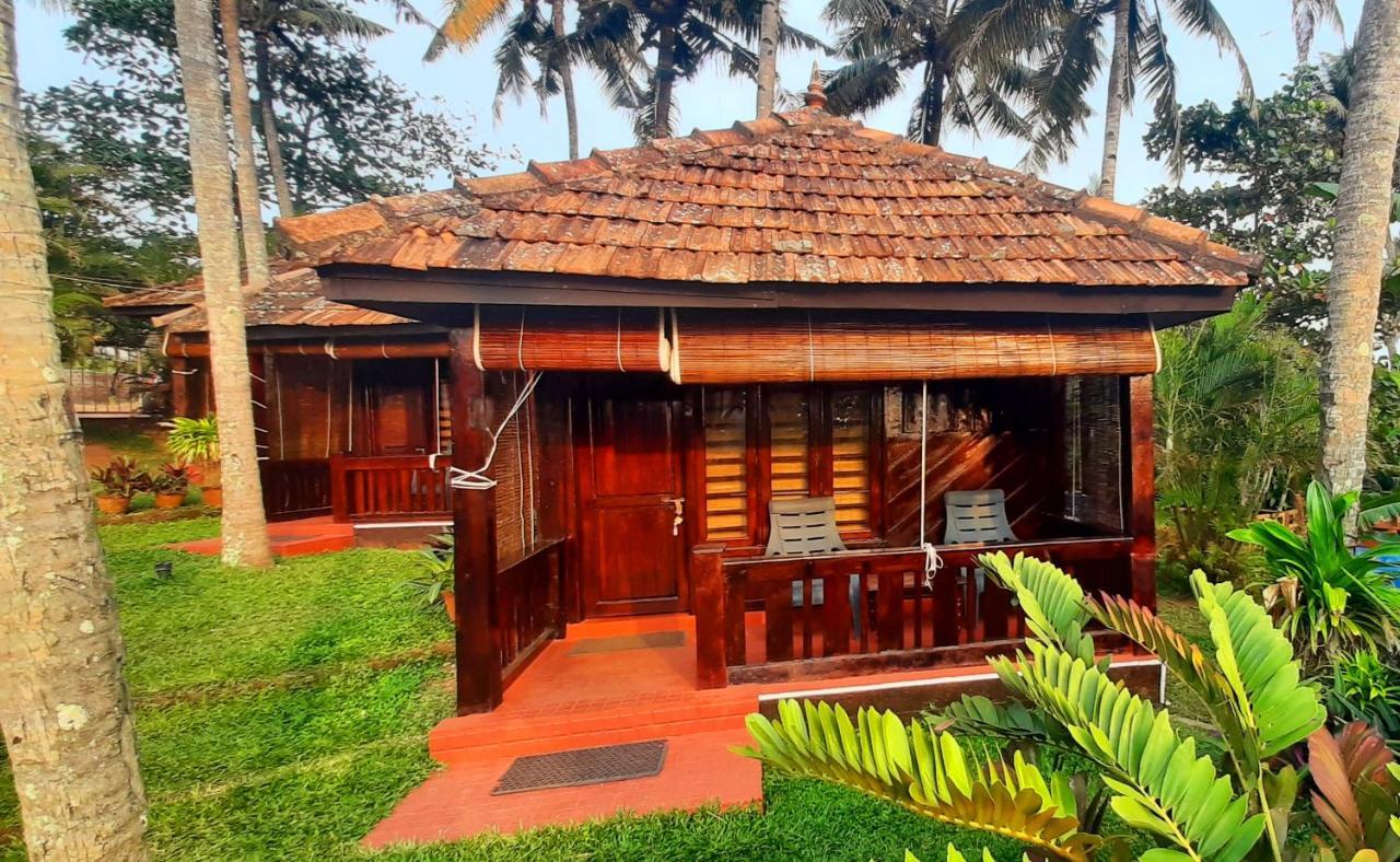Blue Water Beach Resort Varkala Luaran gambar