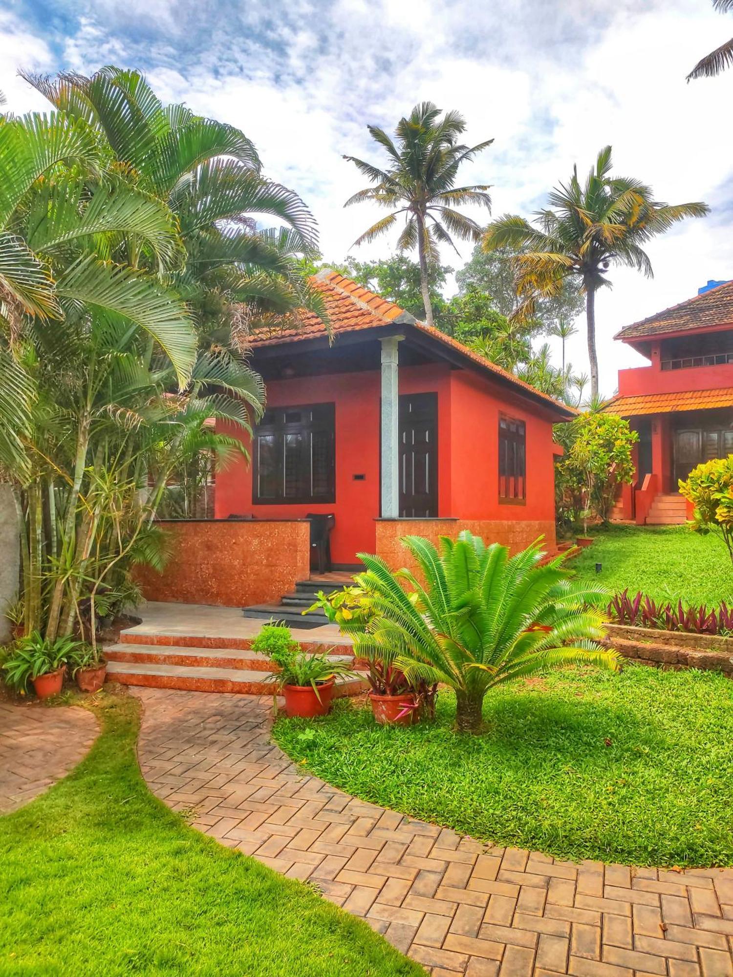 Blue Water Beach Resort Varkala Luaran gambar
