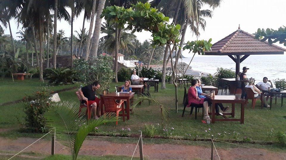 Blue Water Beach Resort Varkala Luaran gambar